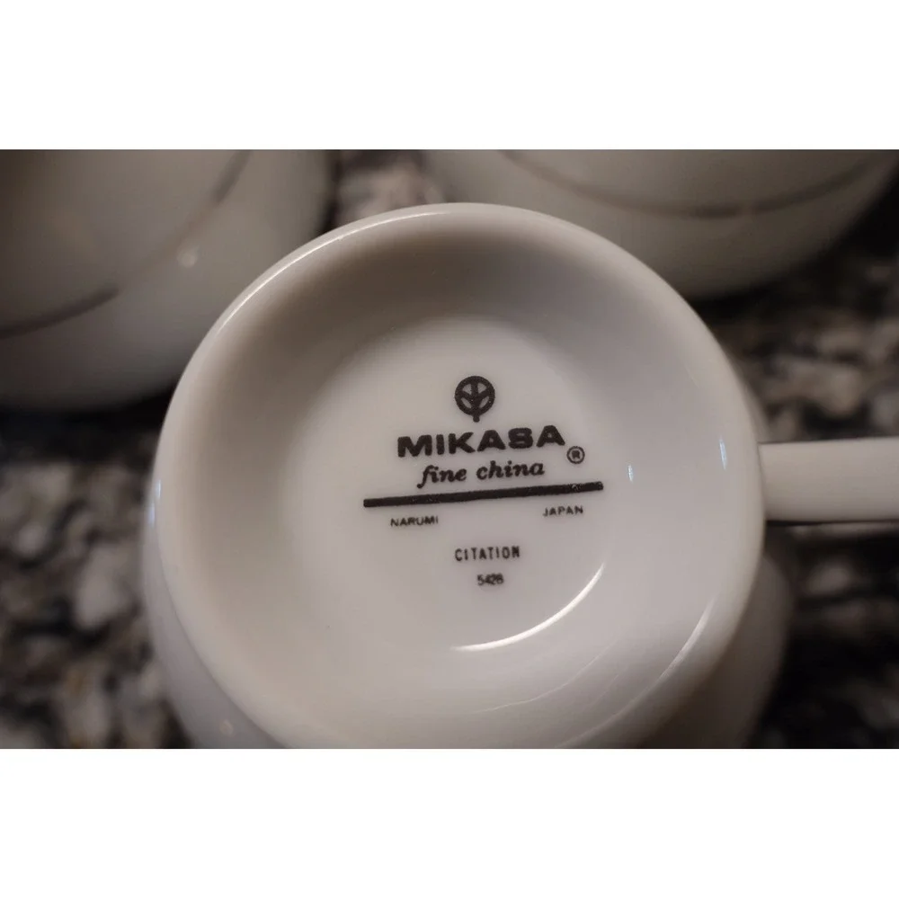 Vintage MIKASA Narumi JAPAN fine China teacups‎ and sugar bowl